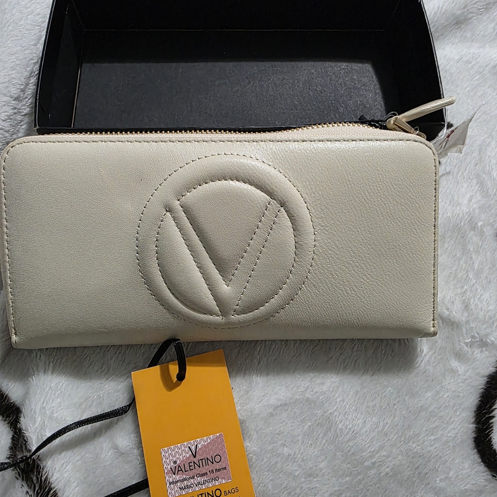 Valentino Cream Wallet